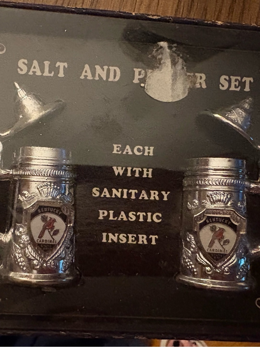 Silver Kentucky Cardinals Decorative Salt and Pepper Shaker Set